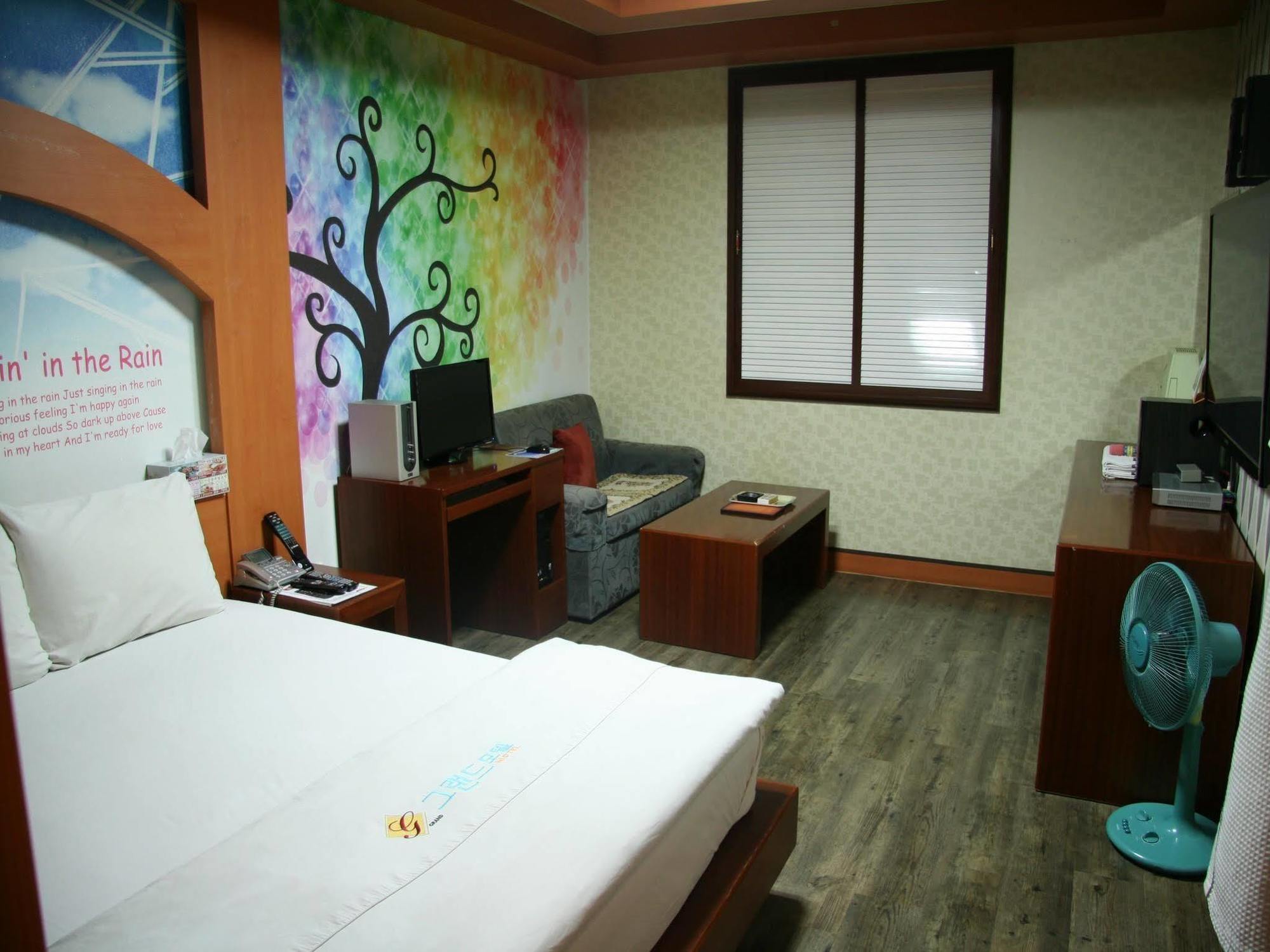 New Grand Hotel Daegu Exterior foto